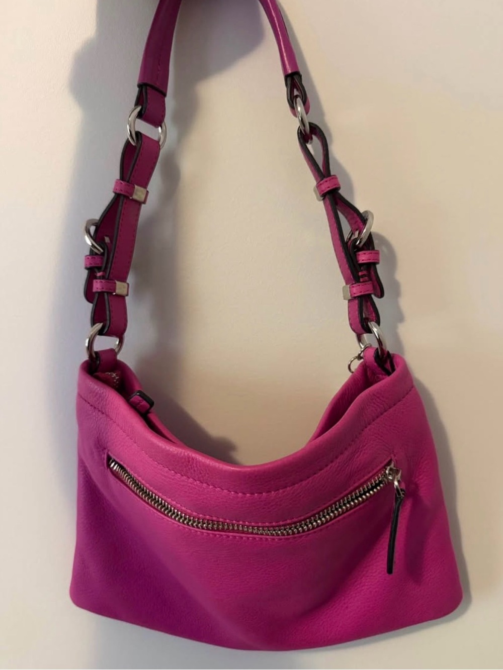 Danier Leather - Bright Pink Shoulder Bag - Stylish Everyday Carry